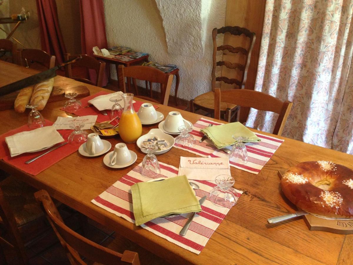 Au Fil Des Saisons Bed & Breakfast Les Cotes de Corps Ngoại thất bức ảnh