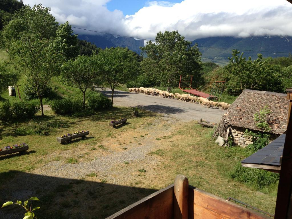 Au Fil Des Saisons Bed & Breakfast Les Cotes de Corps Phòng bức ảnh