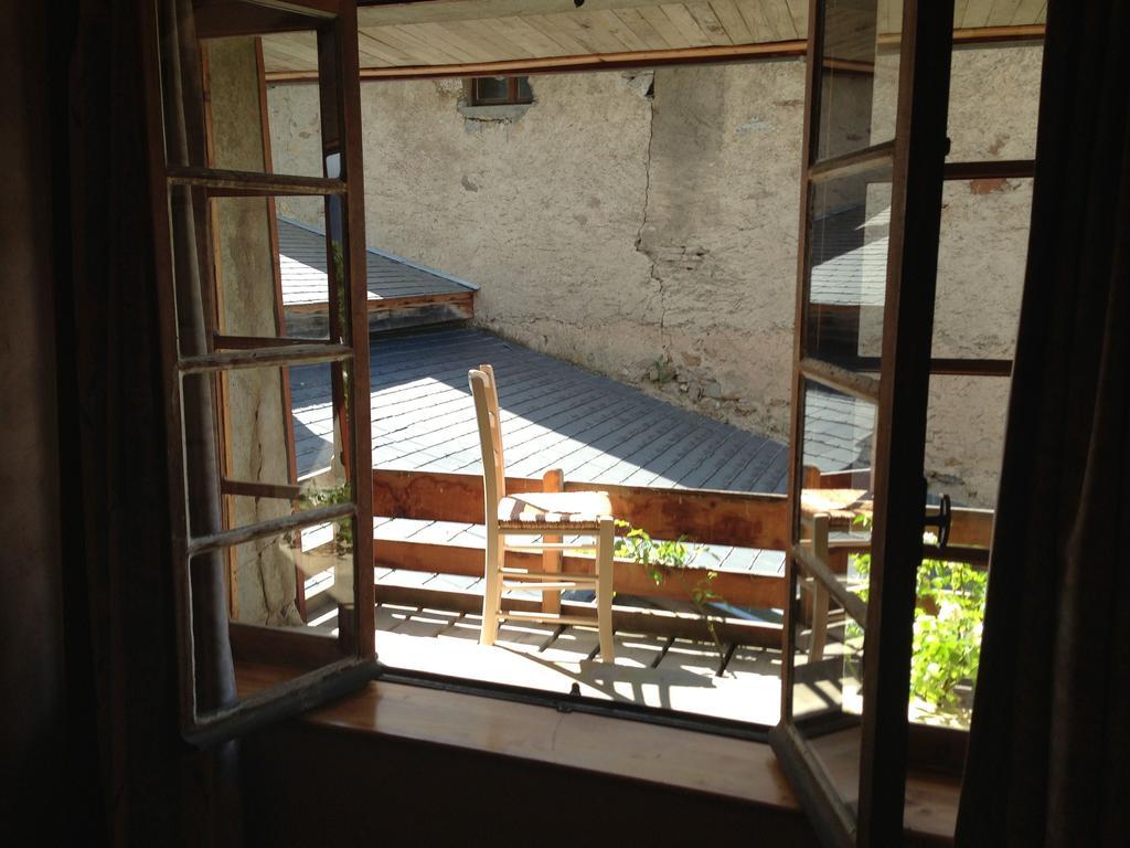 Au Fil Des Saisons Bed & Breakfast Les Cotes de Corps Phòng bức ảnh