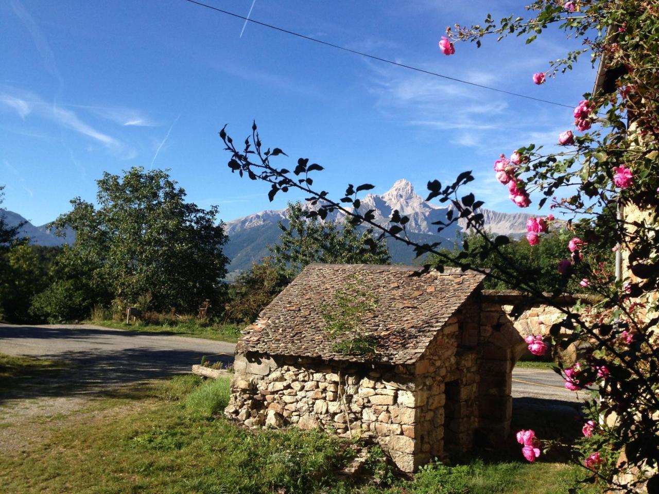 Au Fil Des Saisons Bed & Breakfast Les Cotes de Corps Ngoại thất bức ảnh